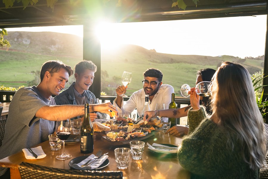 Waiheke Island Wine and Dine - Fullers360